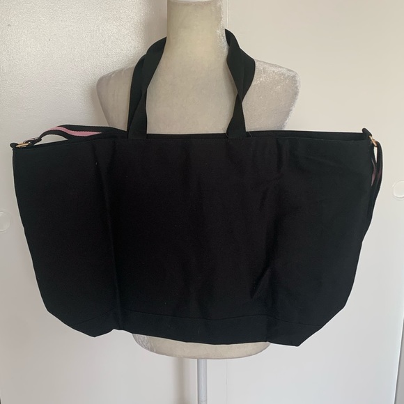 VICTORIAS SECRET |  large black zip tote - Picture 4 of 4